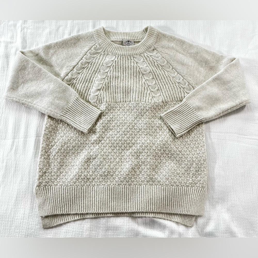 St. John’s Bay Cable Knit Sweater XL